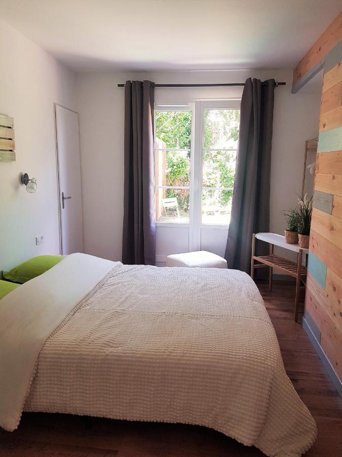 Agathe Et Titi Bed & Breakfast Marigny-les-Reullee Екстериор снимка