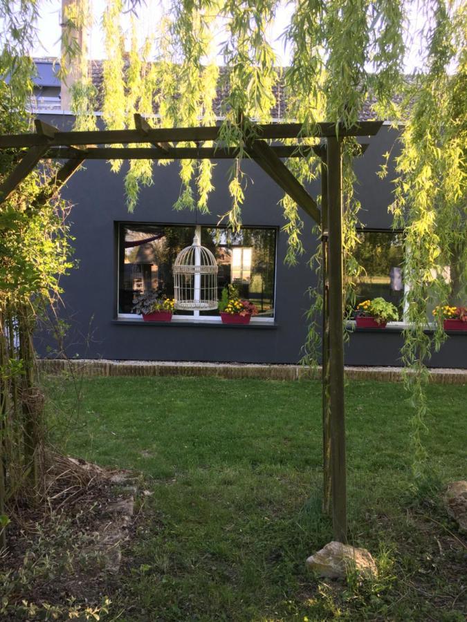 Agathe Et Titi Bed & Breakfast Marigny-les-Reullee Екстериор снимка